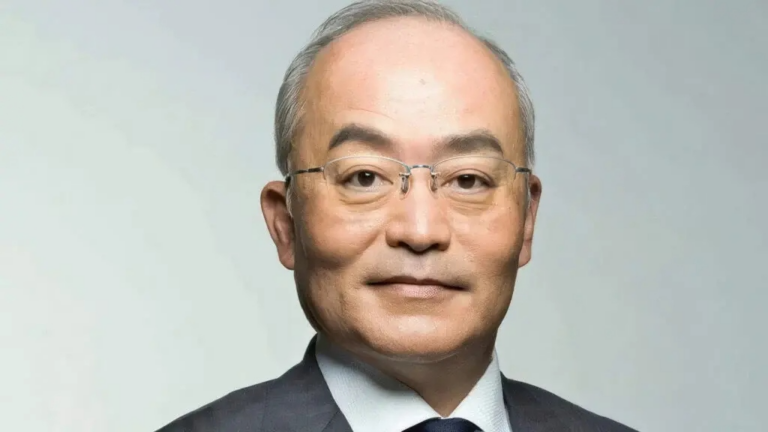 Hiroki Totoki vende más de la mitad de sus acciones de Sony tras el anuncio del fin de los discos físicos